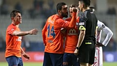 CHP TBMM'de sordu: Halk Ekmek sponsorluğunda Başakşehir'e futbolcu transfer edildi mi?