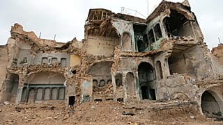 الموصل تغرق في الفوضى والإهمال 