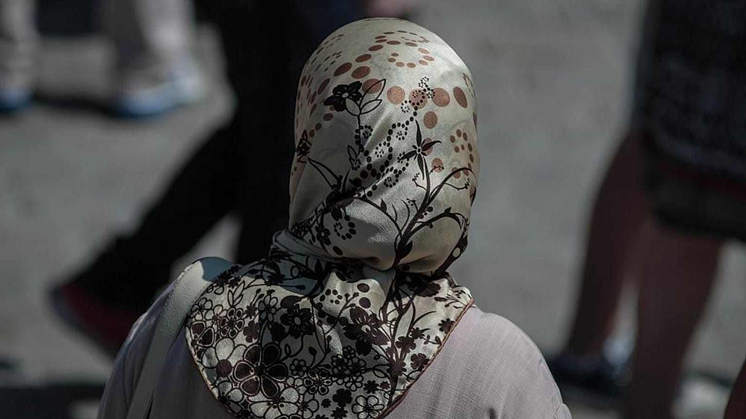 Половина французов и немцев считают, что ислам противоречит их ценностям