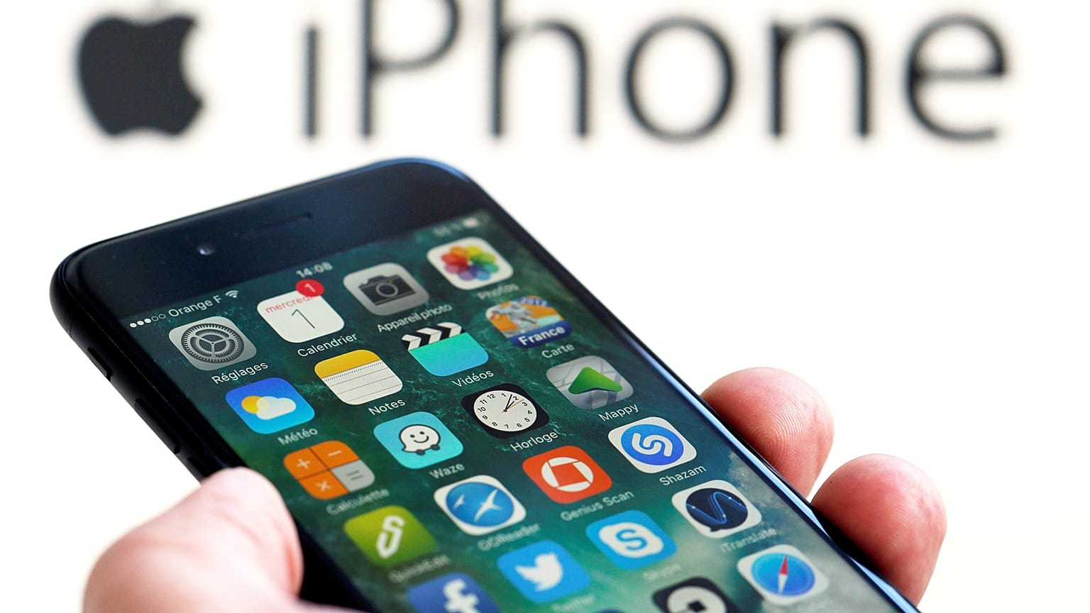Apple règle 500 millions d'euros au fisc français