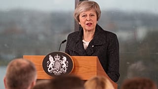 Τερέζα Μέι: Θα ολοκληρώσω το Brexit, χωρίς να υπάρξει «σκληρό σύνορο»