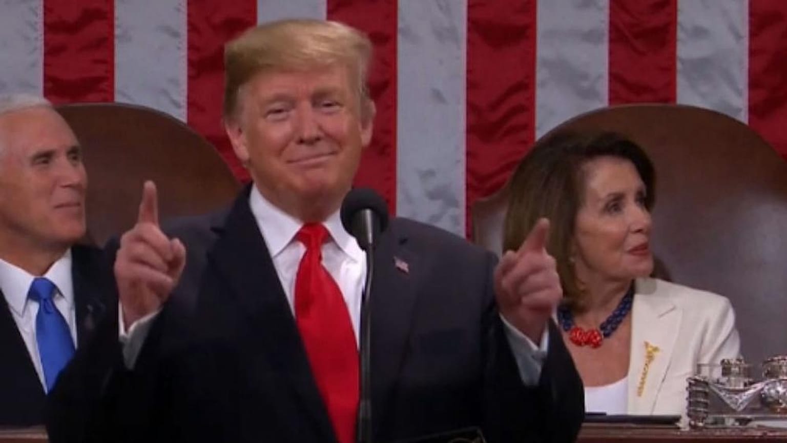 El Congreso de Estados Unidos canta a un superviviente del Holocausto por su 81 cumpleaños
