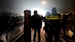 صورة من الأرشيف لعنصر من الشرطة الهولندية 