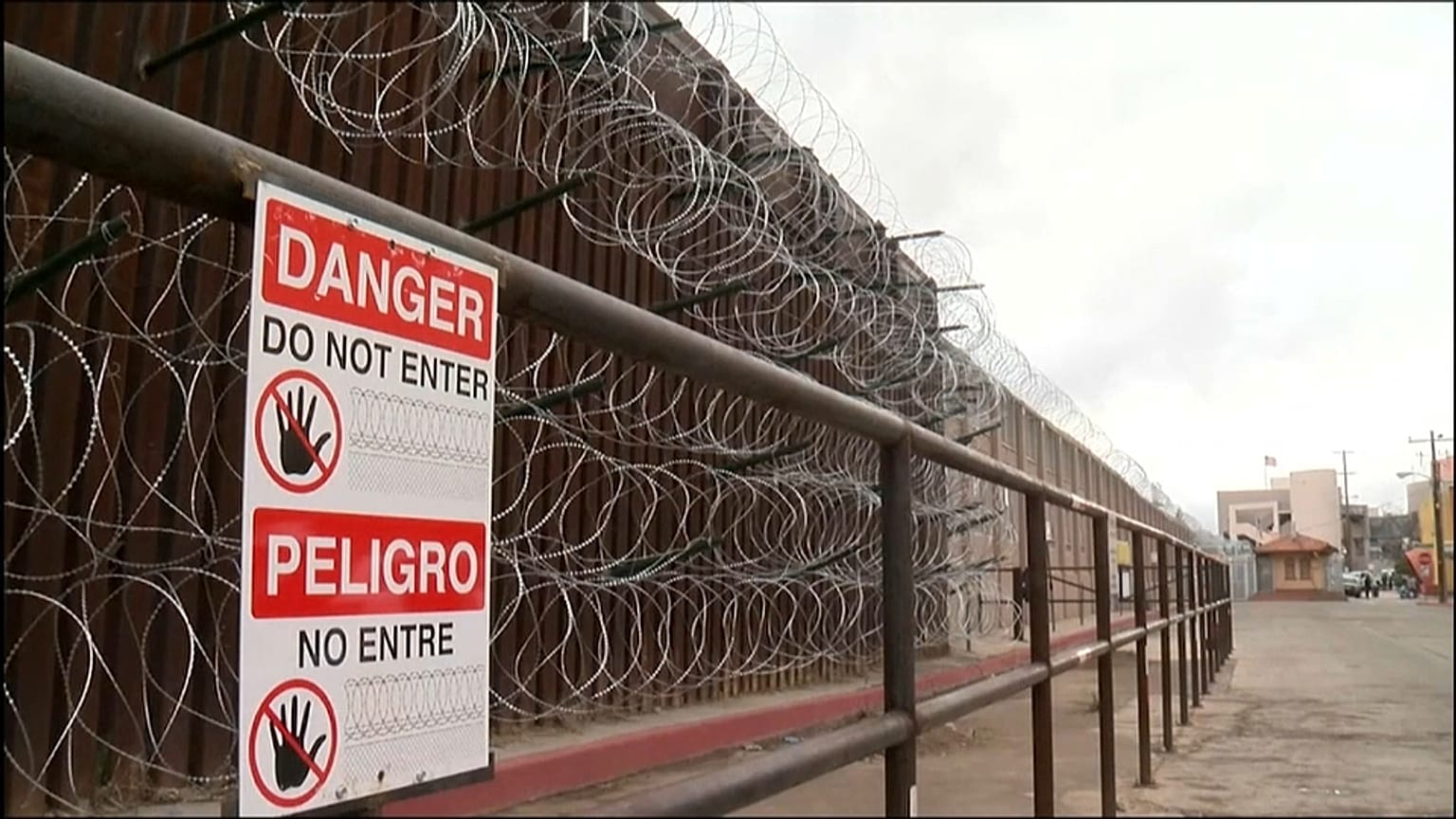Los habitantes de Nogales no quieren concertinas