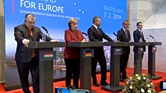 Angela Merkel incontra il Gruppo di Visegrad