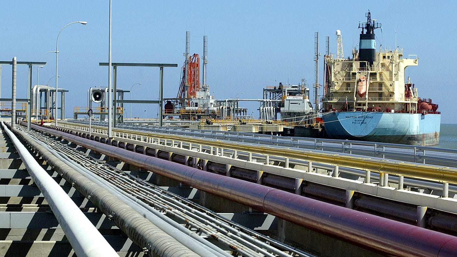 El petróleo en el que se ahoga la economía de Venezuela