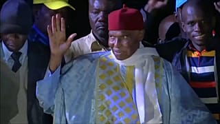 Sénégal : de retour à Dakar, l'ex-président Wade tacle encore Macky Sall