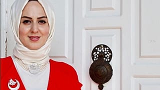 II. Abdülhamid'in torunu Nilhal ile İnönü Vakfı arasında broş polemiği 