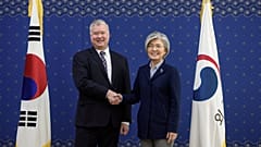 Trump-Kim summit: US diplomats hold 'productive meeting' with North Korean counterparts