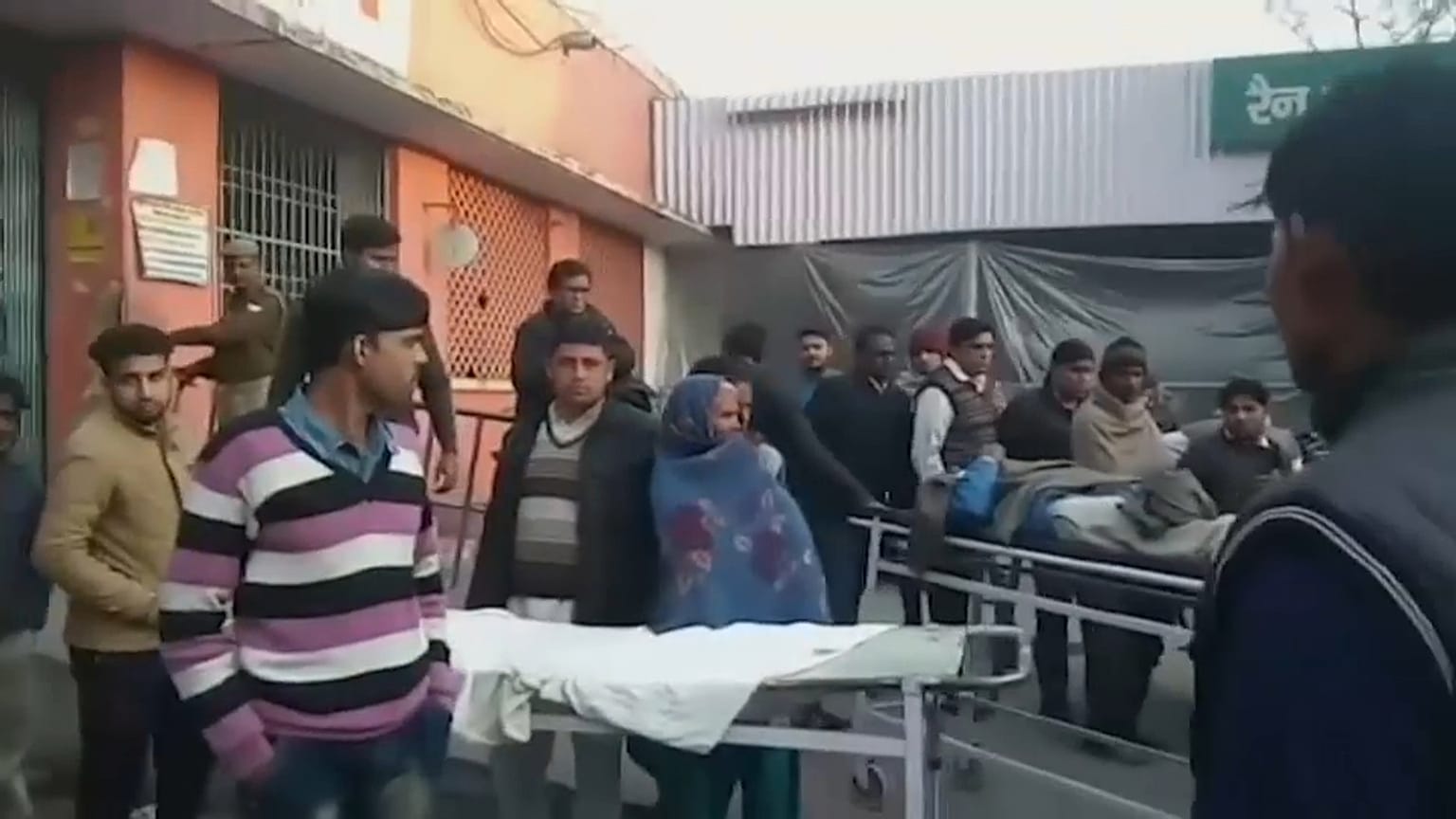  نقل الموتى في الهند 