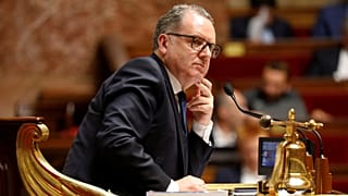 Fransa: Meclis Başkanı Ferrand'ın evi ateşe verildi
