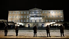 Η ΕΛ.ΑΣ αναζητεί άνδρες για τα ΜΑΤ