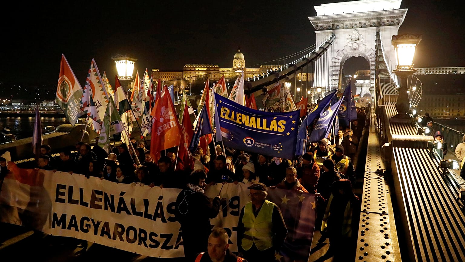 Az ellenzék is értékelte Orbánt 