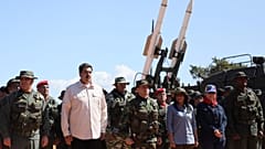 Maduro'dan gövde gösterisi: 5 gün sürecek askeri tatbikat başladı