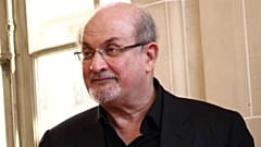 سلمان رشدی: دیگر نمی‌خواهم پنهانی زندگی کنم