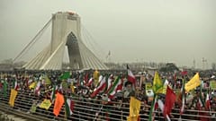 TIMELINE: L'Iran celebra i 40 anni della Rivoluzione khomeinista