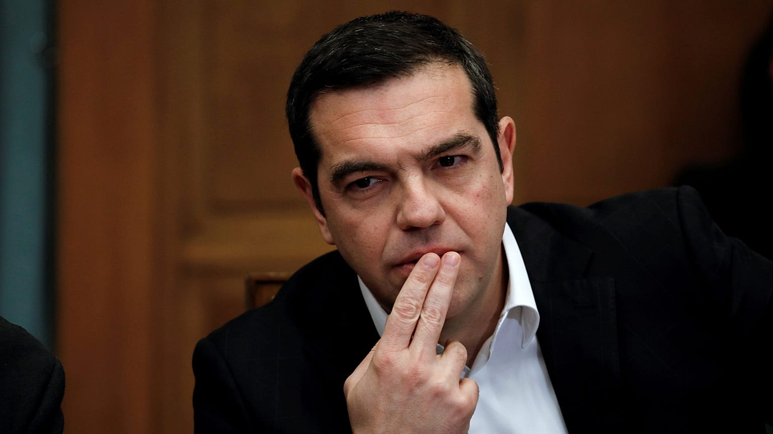 Reuters: Πώς ο Τσίπρας ελπίζει να λύσει τον γρίφο των εκλογών