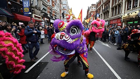 Jahr des Schweins: Spektakel in London und Rom