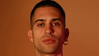 Winner of Italy's Sanremo song contest highlights political divides
