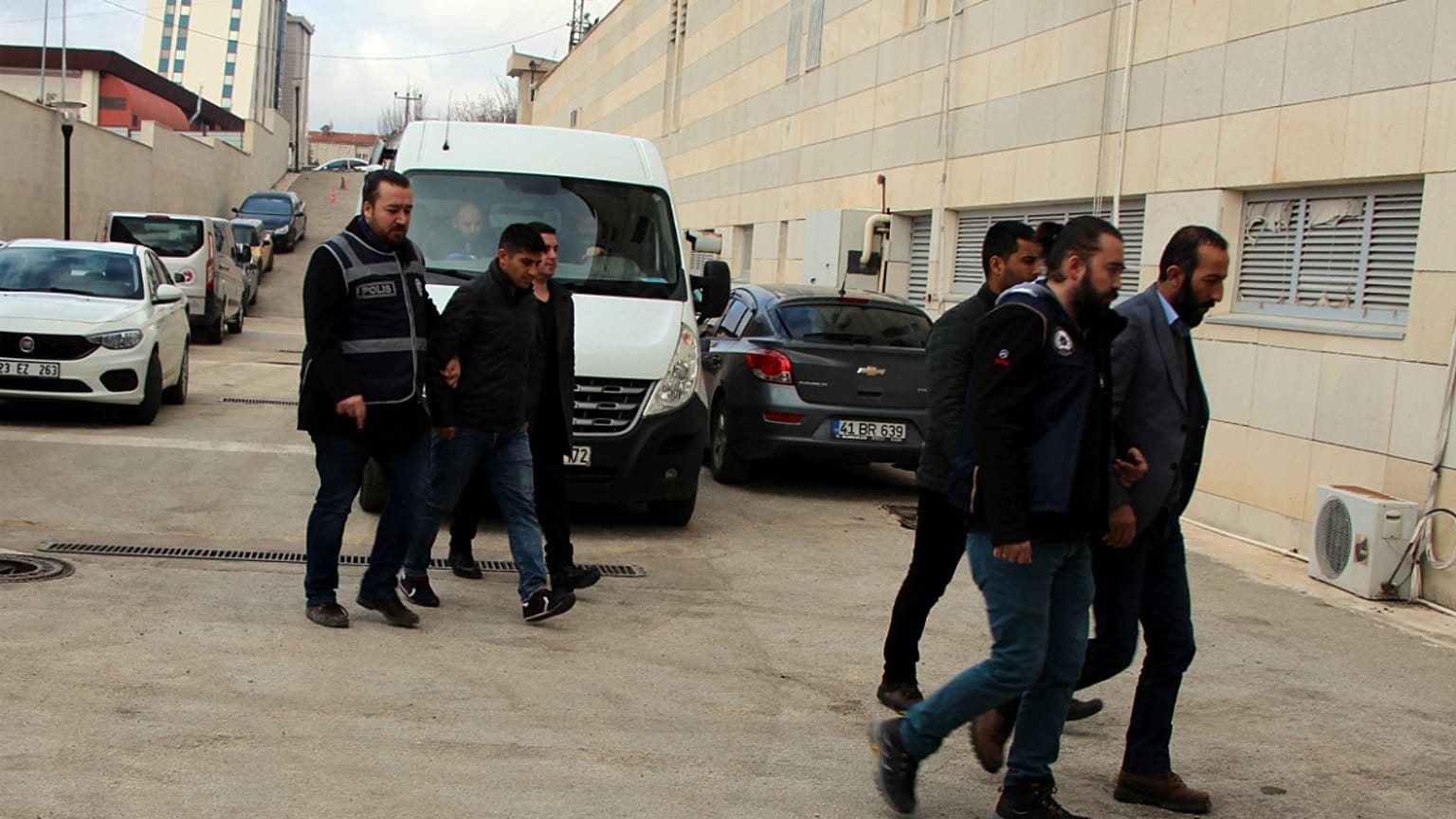 'FETÖ' operasyonları