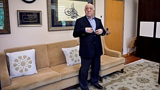 تركيا: اعتقال 295 من أفراد الجيش للاشتباه بصلتهم مع غولن