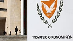 Σε νέο ιστορικό χαμηλό και κάτω από το 1% η απόδοση του 10ετους κυπριακού ομολόγου 