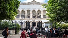 تقدم بشكوى تعرضه للاغتصاب في تونس، فأدين بالسجن لكونه مثليا