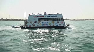 yüzen carrefour
