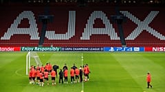 Ajax sürpriz, formda Tottenham galibiyet peşinde