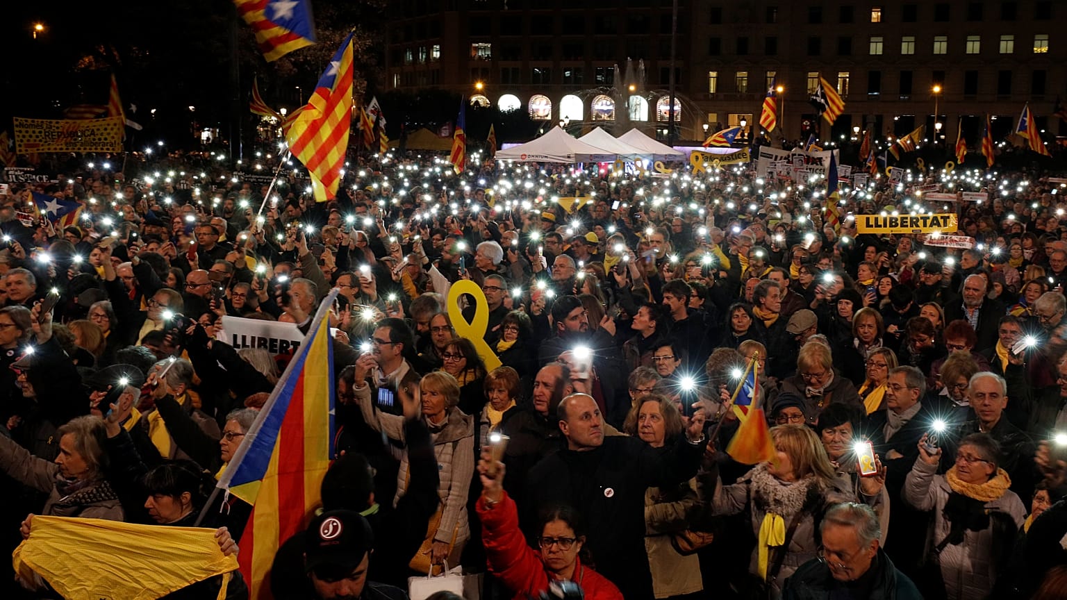 REUTERS/Albert Gea
