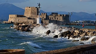 «Χιόνη»: Βροχές, χιόνια και πτώση της θερμοκρασίας