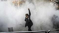 La storia della fotografa iraniana a cui Trump ha "rubato" lo scatto per criticare l'Iran