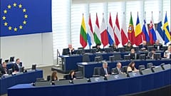 Verhofstadt vs Conte, le reazioni