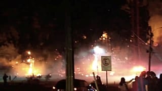 Forest fires tear through south Chile