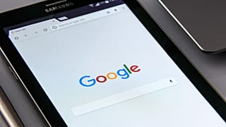 Как интернет-пользователи привыкают к новому названию Северной Македонии
