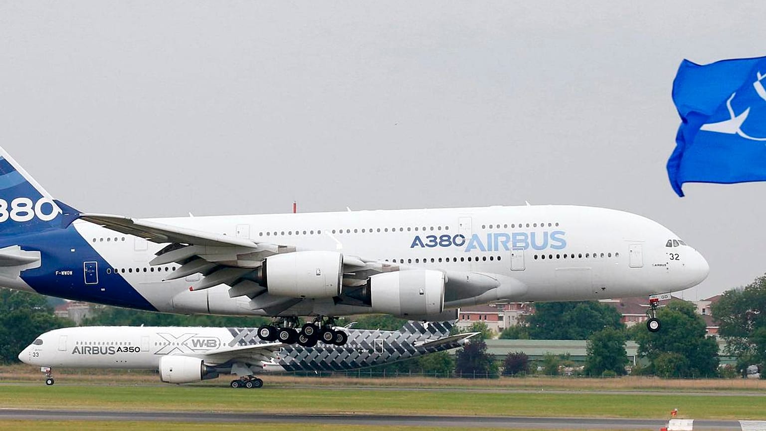Airbus dünyanın en büyük yolcu uçağı A380'in üretimini neden sonlandırıyor?