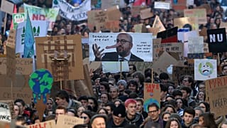"Breves de Bruxelas": clima, NATO, direitos de autor e mascote