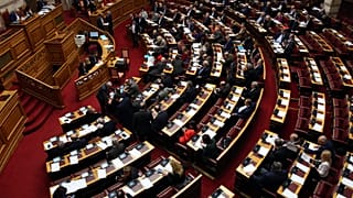 Υπερψηφίστηκε το άρθρο για την θρησκευτική ουδετερότητα του κράτους
