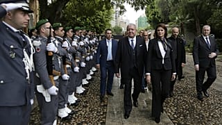 انتصاب اولین وزیر کشور زن در لبنان؛ ریا حسن بر مبارزه با آزار زنان تاکید کرد