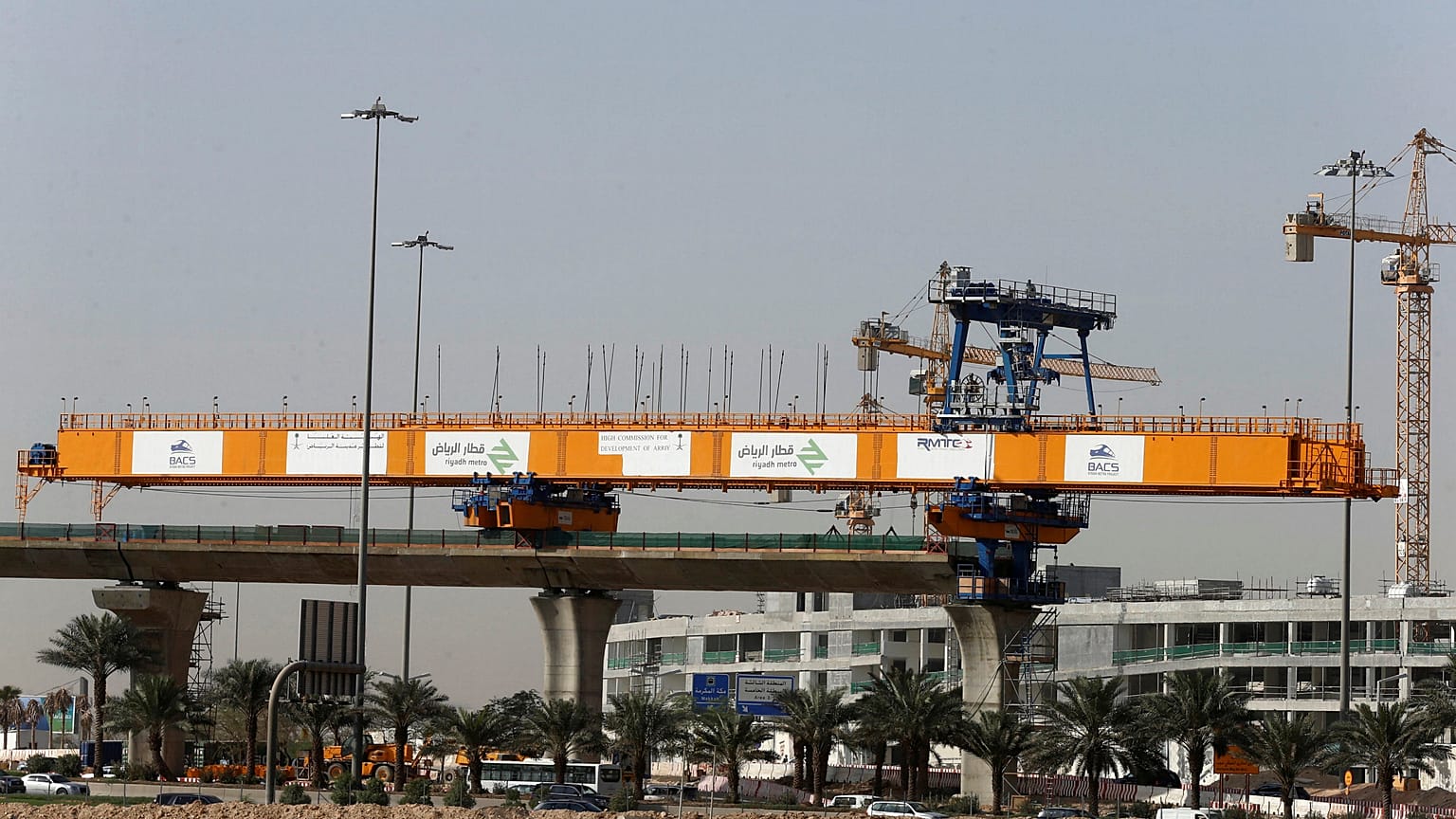 موقع إنشاء بمشروع مترو الرياض