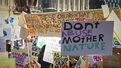 "Fridays for Future": la protesta "climatica" degli studenti è globale