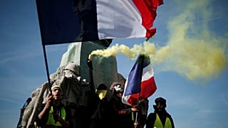 "Жёлтые жилеты": битва до победного конца