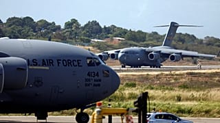 ABD'nin Venezuela için gönderdiği insani yardım malzemeleri Kolombiya'ya ulaştı