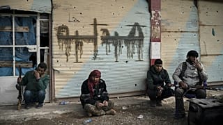 گروگانگیری غیر نظامیان مانع پیروزی نهایی بر داعش در شرق سوریه