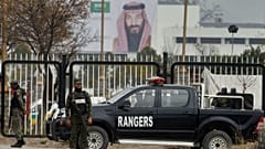 محمد بن‌سلمان در میان تدابیر شدید امنیتی وارد اسلام‌آباد شد