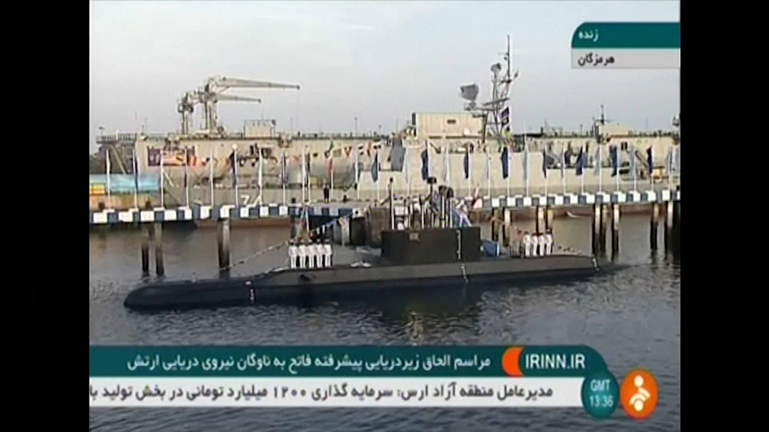 L'Iran exhibe son nouveau sous-marin