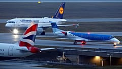 İngiliz hava yolu şirketi Flybmi Brexit yüzünden iflas ettiğini duyurdu