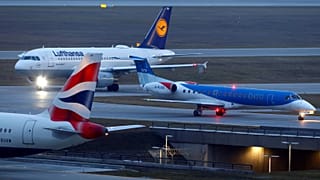 İngiliz hava yolu şirketi Flybmi Brexit yüzünden iflas ettiğini duyurdu