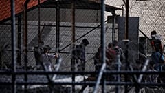 Κακομεταχείρηση και κακές συνθήκες για τους κρατούμενους μετανάστες στην Ελλάδα