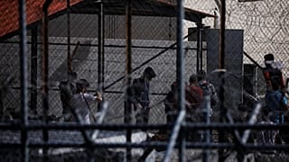 Κακομεταχείρηση και κακές συνθήκες για τους κρατούμενους μετανάστες στην Ελλάδα